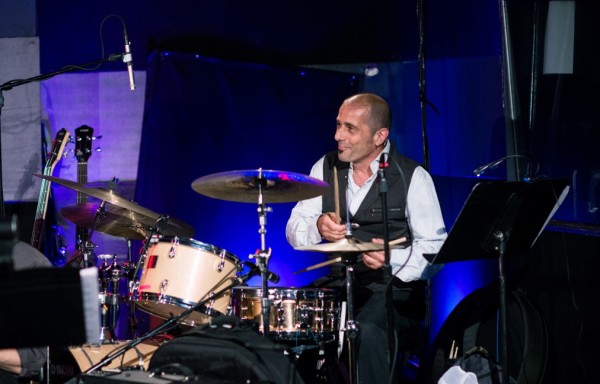 Ray Marchica performing